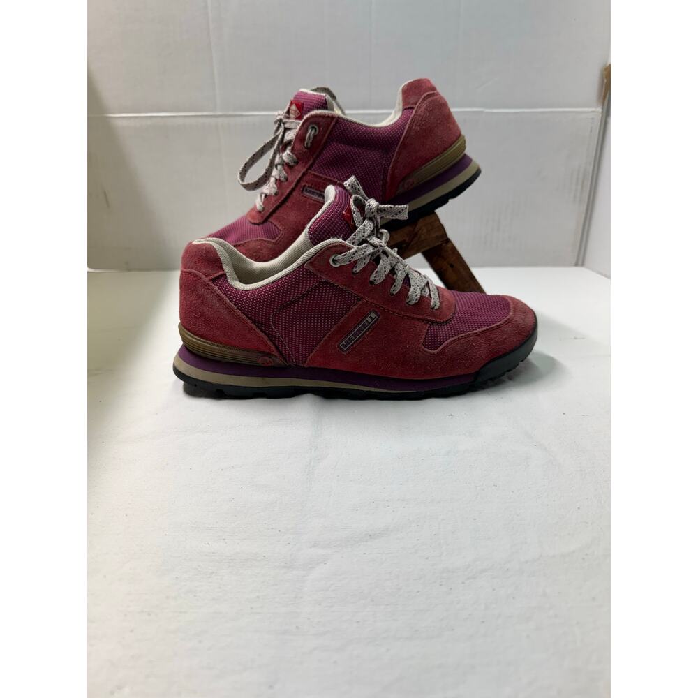 Merrell women’s Solo Origins scarlet Shoes 8.5 Hiking Trail Outdoors Red Suede